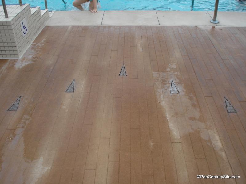 Bowling Pin Pool Themeing